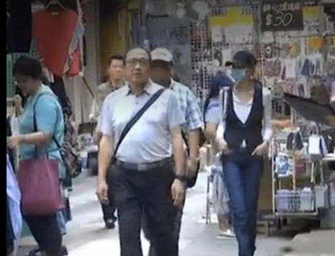 网60岁依然是大家最爱的穿衣榜样开元棋牌张曼玉的平价穿搭火遍全(图19)